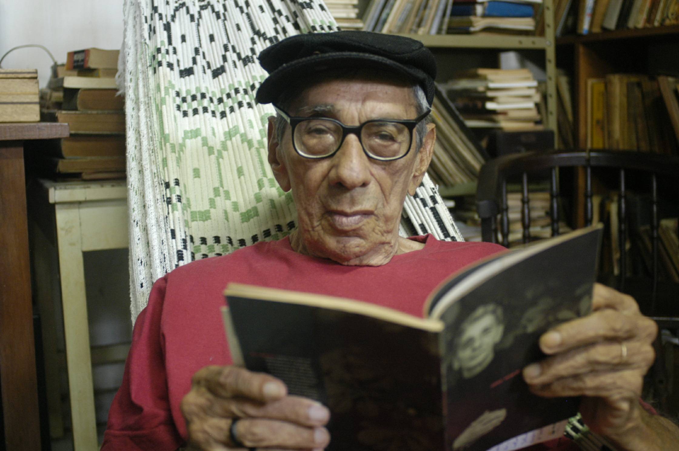 Centenário de Max Martins, o poeta da Amazônia: Belém celebra com poesia, videopoemas e carimbó | Pará
