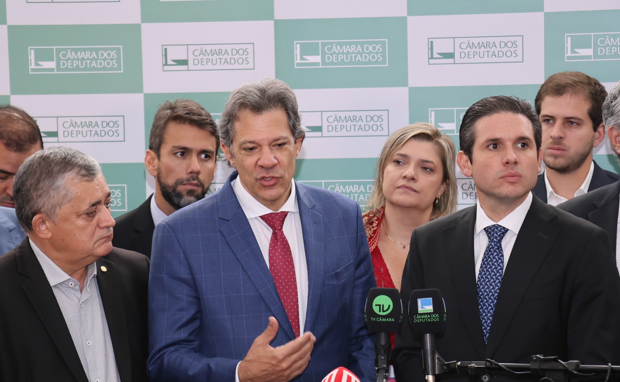 Haddad se reúne com Motta, Alcolumbre e líderes partidários para apresentar alternativas à alta do IOF | Política